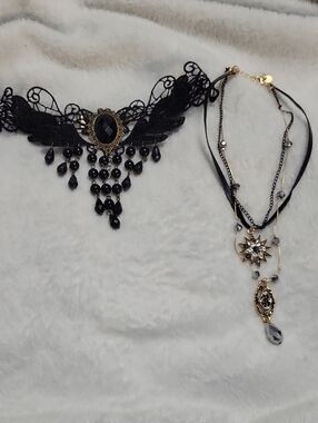 5/$20** 2x Black And Gold Chokers